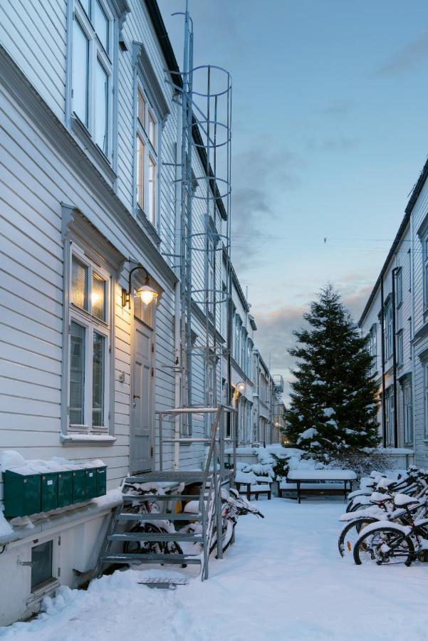 The Golden Lion Street Getaway Apartment Trondheim Exterior foto