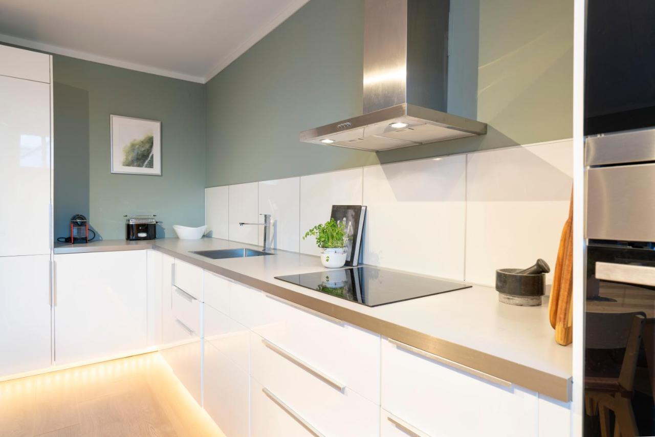The Golden Lion Street Getaway Apartment Trondheim Exterior foto